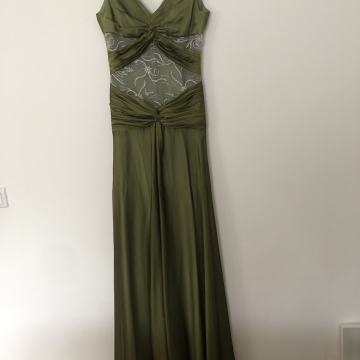 SVEČANA DUGA HALJINA ZA MATURALNE/VJENČANJA, BR. 38