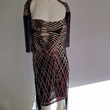 Svečana nova haljina crna s ljuskicama i resama