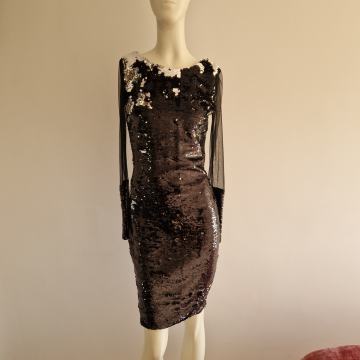 Svečana nova haljina s ljuskicama