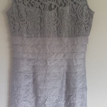 Svečana haljina- vel.38