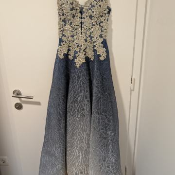 Svečana svjetlucava haljina