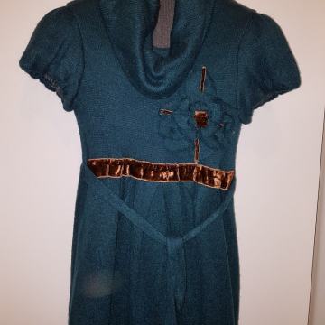 Tirkizno  plava vunena haljina