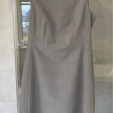 TOMMY HILFIGER elegantna siva haljina – vel. S (6)