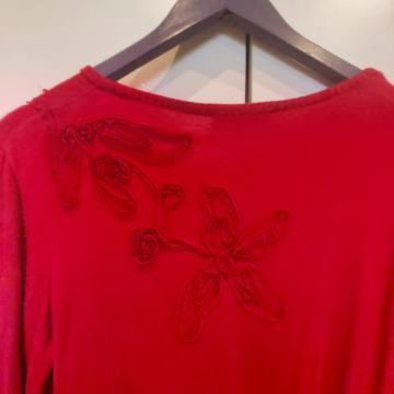 Topla crvena haljina