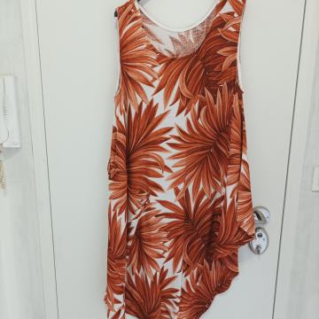 UGODNA HALJINA S CVJETOVIMA 44/46