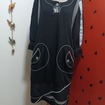 UNIKATNA CRNO-SIVA HALJINA S DETALJIMA