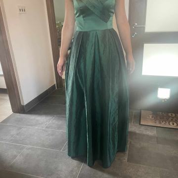 Večernja svečana zelena haljina