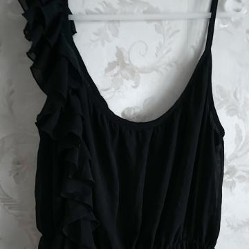 Vero Moda - L (40 / 42) - nova asimetricna slojevita