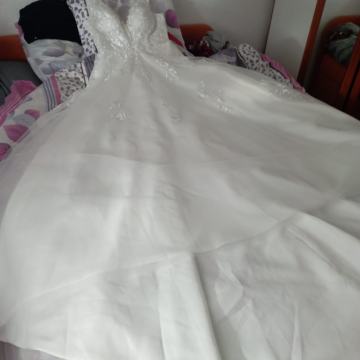 Vjenčanica ivory boje veličina 40/42