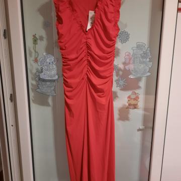 Zara duga haljina novo s etiketom M
