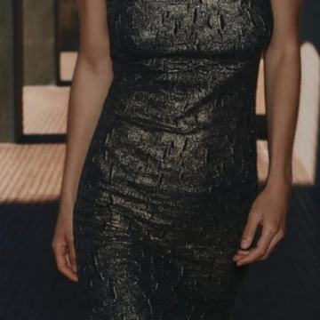 Zara zlatna metalik haljina  L Novo