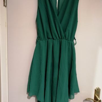 Zelena lepršava haljina