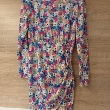 Ženska haljina nova 15e,vel.univerz.