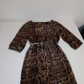 Ženska haljina H&M Vel.34 OČUVANO