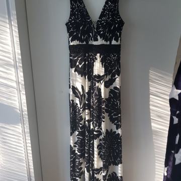 Ženska haljina vel 36