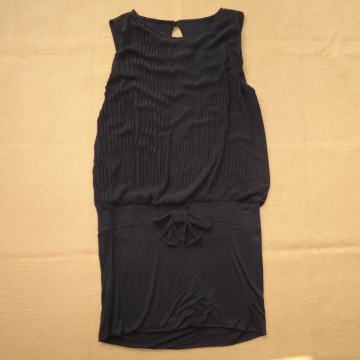 Ženska haljina vel. M, 38 / 40