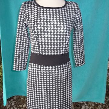 Ženska haljina vel. M