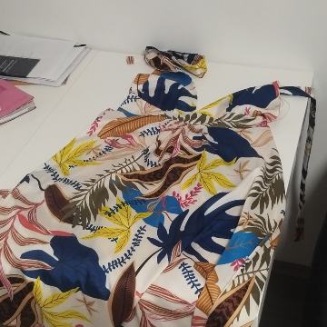 Ženska haljina sa vezanjem oko vrata OČUVANO