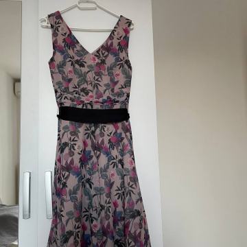 Ženska ljetna midi haljina Monsoon, ružičasto-ljubičaste boje, M