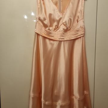 Ženska svečana haljina od satena vel 48