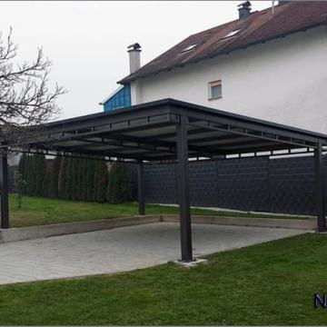 NADSTREŠNICA ZA  AUTO 700x600 cm