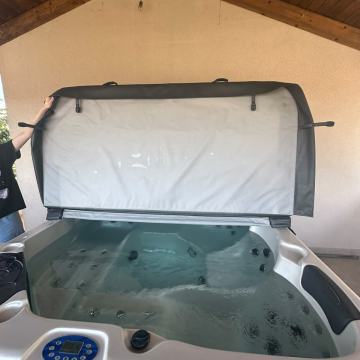 Jacuzzi 5–6 osoba, LX 2,5 HP + 2 HP pumpe, potpuno ispravan