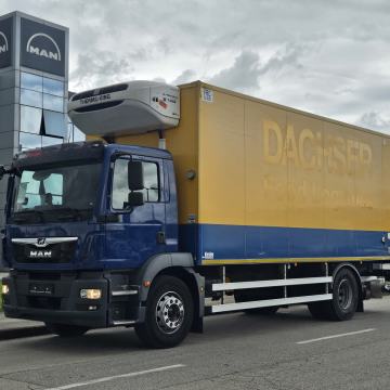 MAN TGM 18.320 4x2 BL - hladnjača s rampom