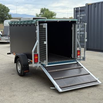 Prikolica za prijevoz stoke