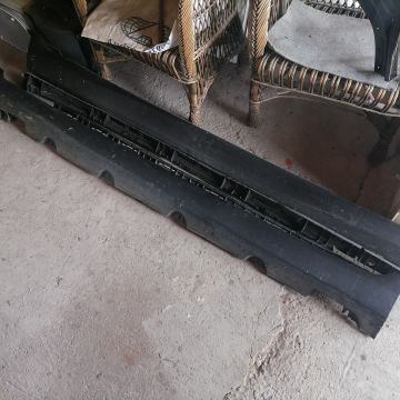 Mercedes glc  pragovi sa vodilicama, original