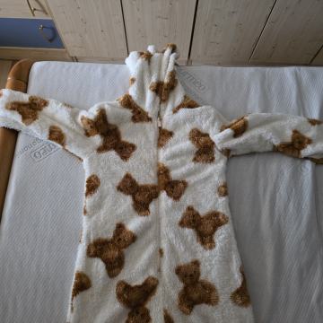 konbinezon za spavanje