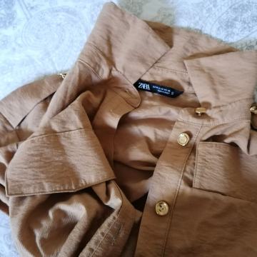 Zara smeđi kombinezon vel. M