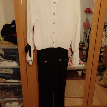 Zenski kombinezon svečano. V&K . Broj 40