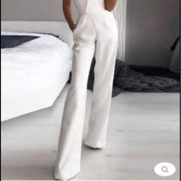 Ženski svečeni kombinezon