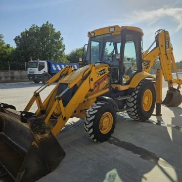KOMBINIRKA JCB 3 CX
