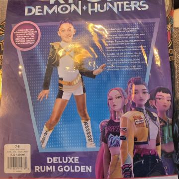 kostim za lik Rumi iz K-Pop Demon Hunters