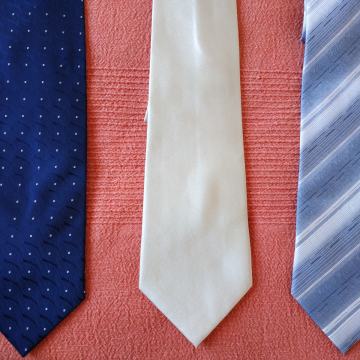 Kravate, svilene, nikad nošene