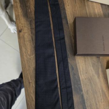 LOUIS VUITTON KRAVATA