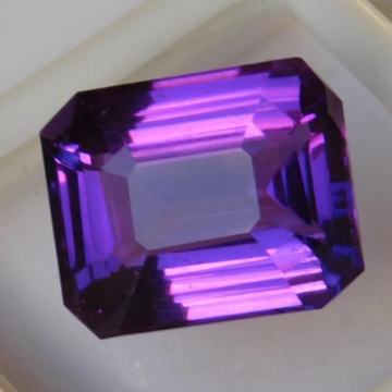 9.72kt ljubičasti Ametist 13x11x8mm sa kutijom i certifikatom