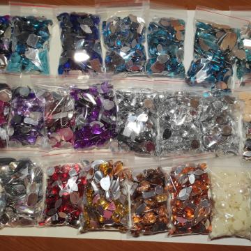 Cirkoni ( mterijal za izradu nakita )