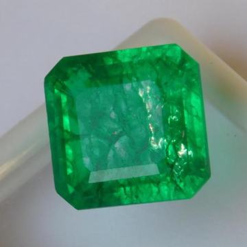 prirodan 11.57kt kolumbijski Smaragd sa kutijom i certifikatom