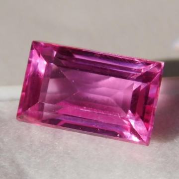 Prirodan VVS 10.12kt Princess Safir 14x8x6mm sa kutijom i certifikat