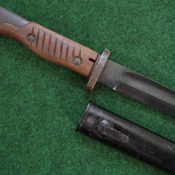 KRALJEVINA JUGOSLAVIJA  BAJONETA M 1924b SA KORICAMA