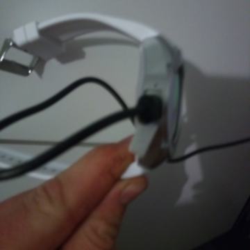 Pametni sat crni sa još jednom novom baterijom