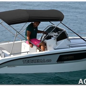 TEOREMA 20 SUNDECK PLOVILO NA STANJU