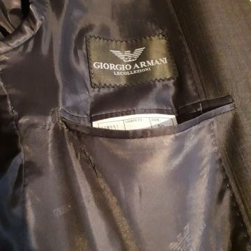 Armani odijelo