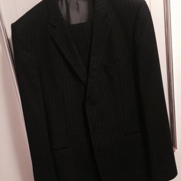 BOSS, odijelo vel 54