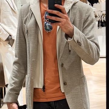 BOSS Sako s kapuljačom - novo