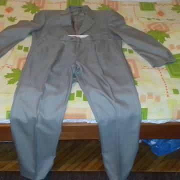 FM bež dvodjelno odijelo, veličina 52