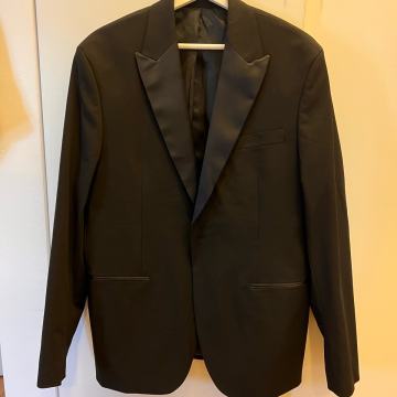 Mango muško odijelo