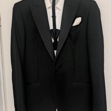 Martin Arbanas odijelo